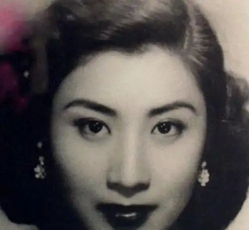 民国第一美女王玉龄17岁丧夫守寡,71余年一生只爱他一人