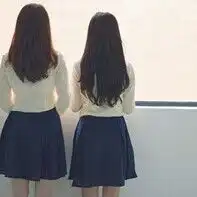 qq头像女生侧面或背面