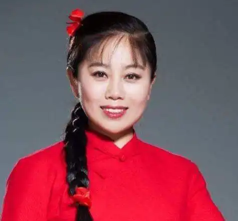 想红想疯了借百万上星光大道,被淘汰后为还债四处走穴
