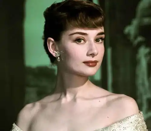 在家就能做的简单运动,利用碎片时间改善体态