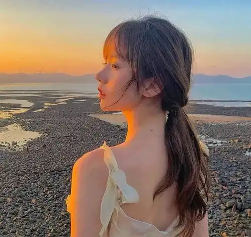 不要期待对方对你的情绪负责,感情里,要掌握主动权
