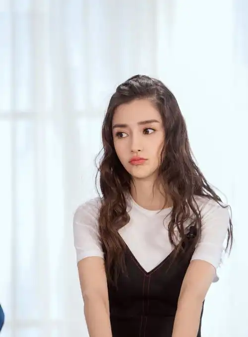 女神杨颖第5978期时尚潮流美图鉴赏