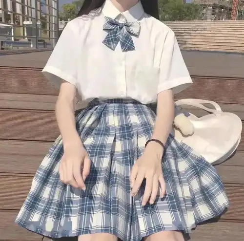 好看部位女生头像光落在你脸上可爱一如既往
