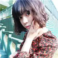 大眼睛女生qq高清头像