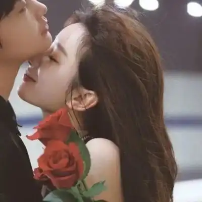 头像来换情侣头像喽