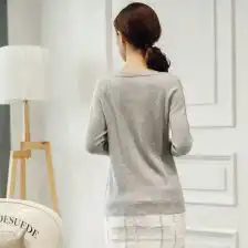 气质女式针织衫