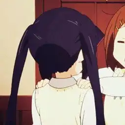 闺蜜的头像二次元,最好是动物的女生,谢谢