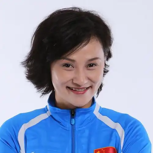 游泳世锦赛陈芋汐全红婵获得跳水女子双人10米台冠军