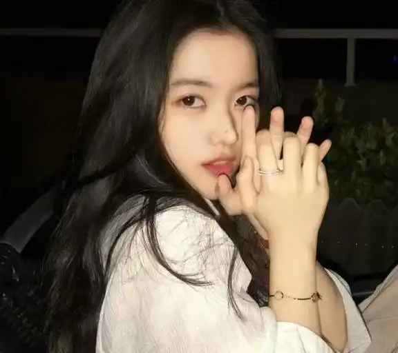 好看的头像适合12岁的女