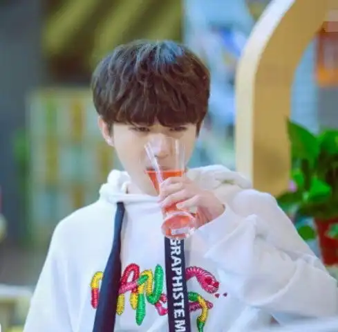 蔡徐坤首部网络剧我才不会被女孩子欺负呢即将上映