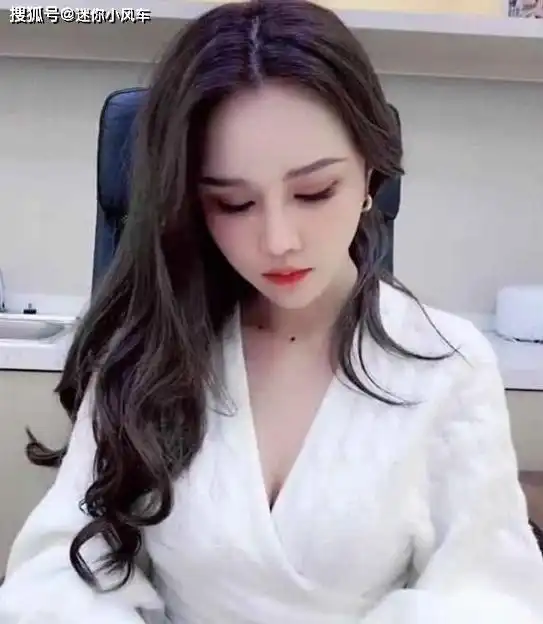 最美整容医生走红,因太美被当做活招牌,小姐姐天生的