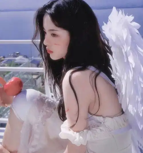 几十块秒变氛围感美女,杨超越也太会了吧