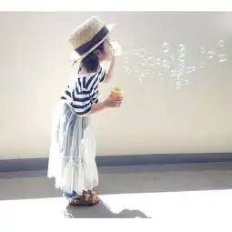 又萌又甜,4岁日本小萝莉成国际网红,一天换一身,妈妈衣服不贵