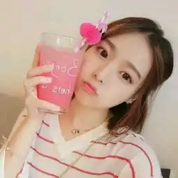 大家努力下啥时候到三十粉就办福利评论抽三个小可爱送11.尤子先森的美拍