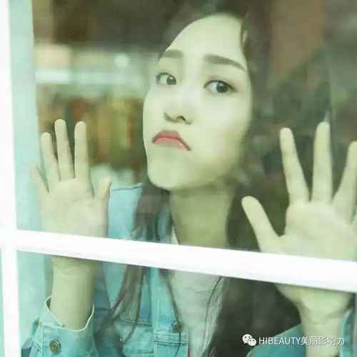 校花乐器小仙女校草帅气白衬衫