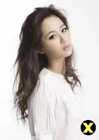 杨紫从邻家女孩到收视女王,90后时尚教材