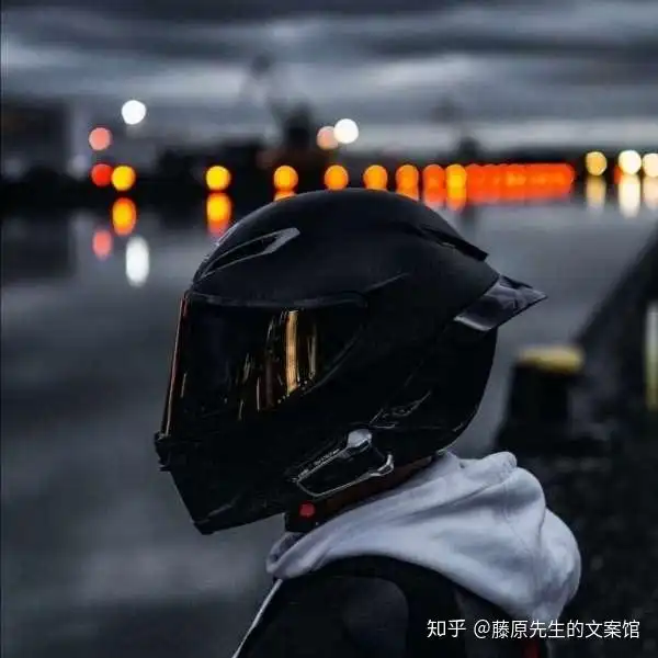 有哪些男生机车头像