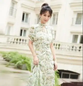 杨紫再度接手正剧,饰演傲娇小公主,搭档44岁油腻大叔引期待