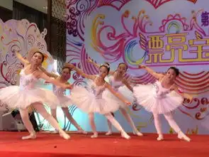 我是个12岁女孩,在学校打架被班的男同学剪光了头发,我是学跳舞的,我该怎么办