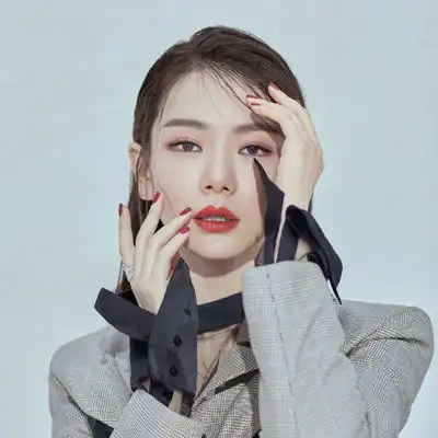 戚薇霸气头像大全戚薇照片最新网络图片