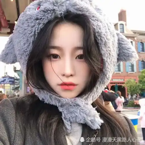 网红女生头像双人别装傻