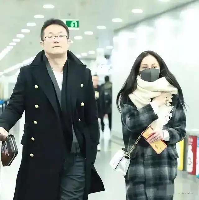 大快人心抛妻弃子却成了植物人,娱乐圈的现世报,终于来了
