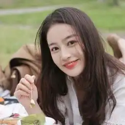 爱笑的女孩运气不会太差.