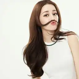 女神迪丽热巴太不容易,出席活动这鞋子也太高了