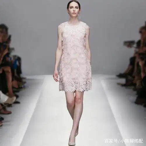 欧美连衣裙有t台名模的气场,有轻奢的高级感,打造完美女神