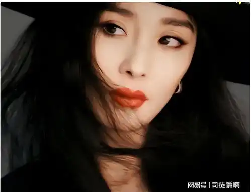 看正脸是绝世美女,侧脸却一马平川,这几位女明星美得太勉强