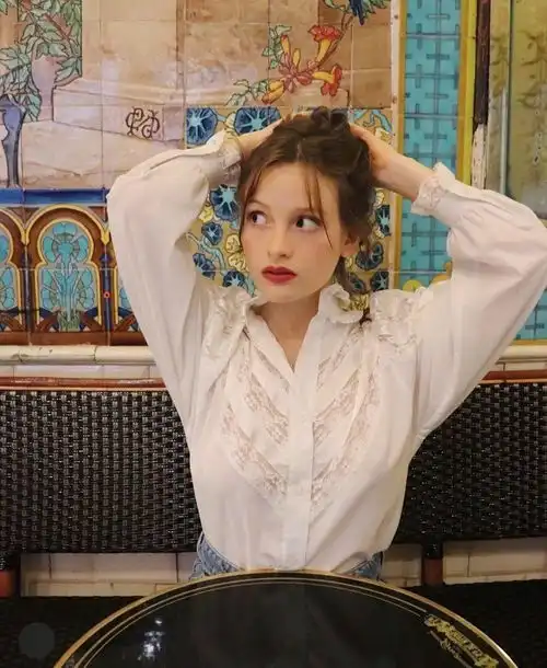 别土了,这样拍照真的很过时