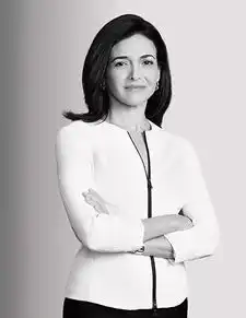 今年秋冬,小仙女们都这样穿小西服,攻气十足,气场两米八款式