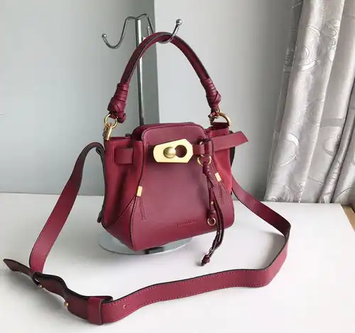 小童马牛皮水桶包手提单肩斜挎多用欧美时尚真皮女包