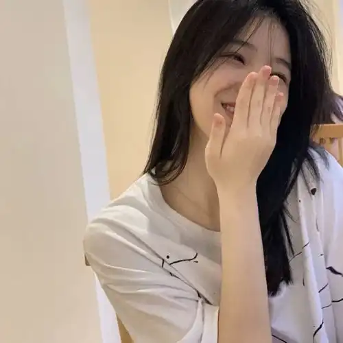 ins超好看女生头像