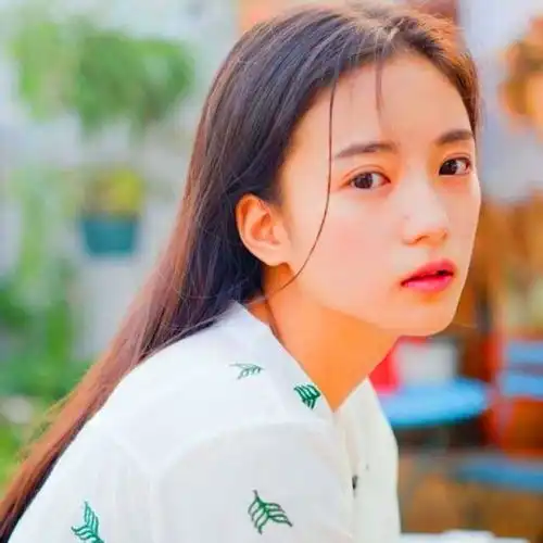女生头像15岁照片真人版