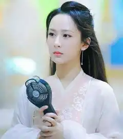 杨紫的个人微博杨紫工作室的微博