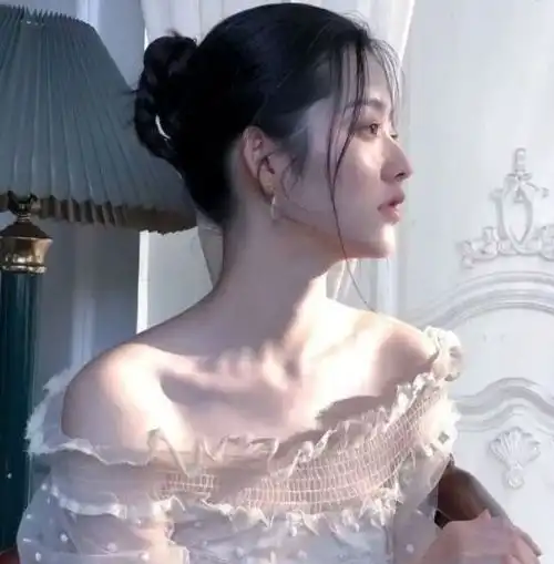 为啥漂亮的女孩子没人追,长相普通的,反而从来不缺追求者