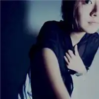 像这样的无刘海女生头像