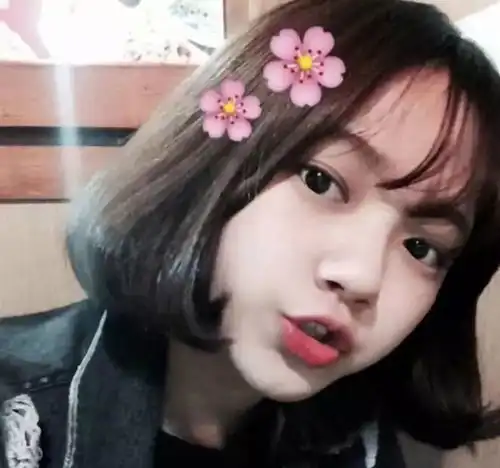 圆脸女孩子留什么发型好看