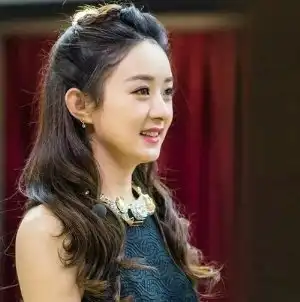 日本淑女都喜欢这样的半扎发简单又浪漫手残党hold住的半扎发造型