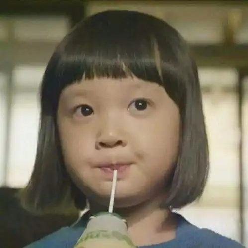 可爱小女孩头像大眼睛李