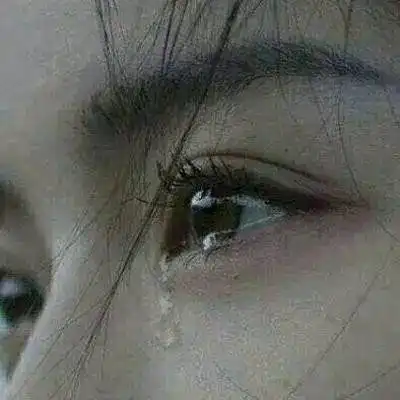 23岁女孩,腹痛难忍,查出宫颈癌,得知诱因,女孩流下悔恨泪水