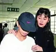 一心向佛的头像女木村