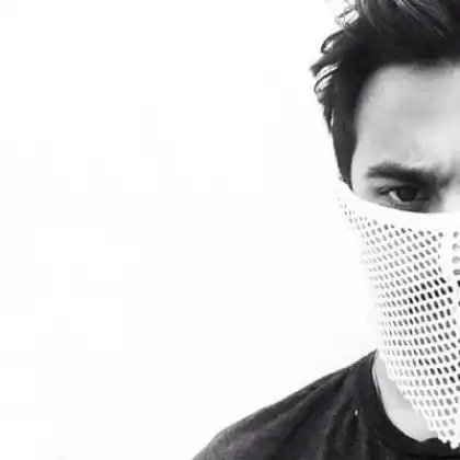 qq情侣头像黑白一男一女高冷,满脑子都是你