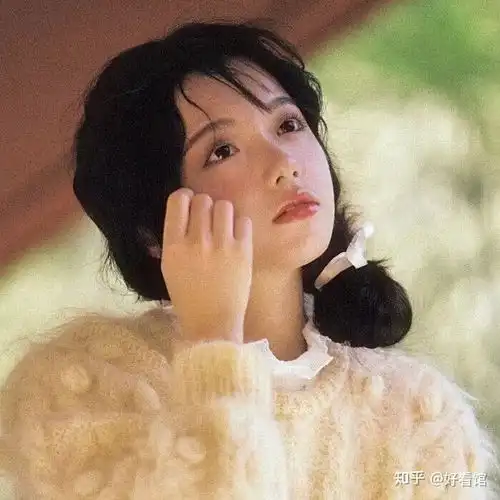 文艺情侣头像复古风唯美复古森系女生头像动漫港味ins风头像女生头像复古港风港风复古女生头像微笑中世纪复古风头像女ins女头复古港风港风女头像图片复古女生头像惊艳热门复古