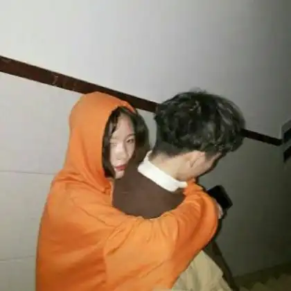 不像网图的女生真人头像