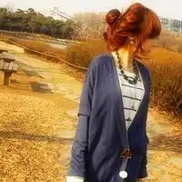 唯美意境女生头像世界很冷漠姑娘请保持善良