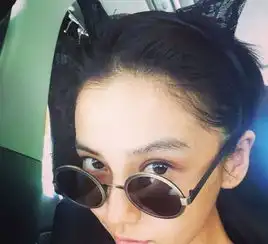 范冰冰素颜逛街似老太太女神素颜真丑