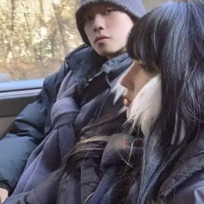 因为是你所以天南地北都顺路酸情侣头像我要个性网