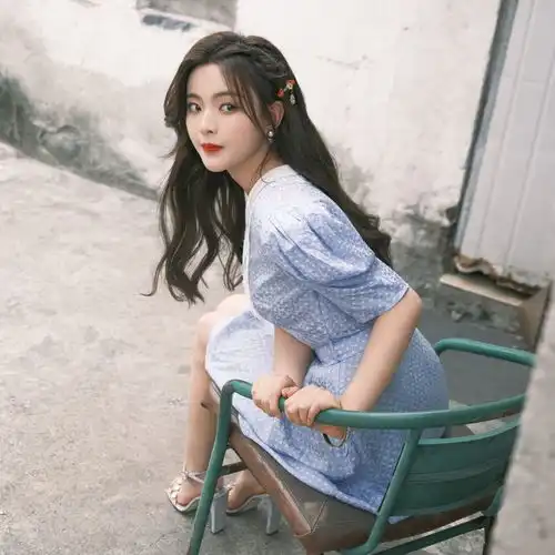 玉女杨超越性感写真曝光,太惊艳了